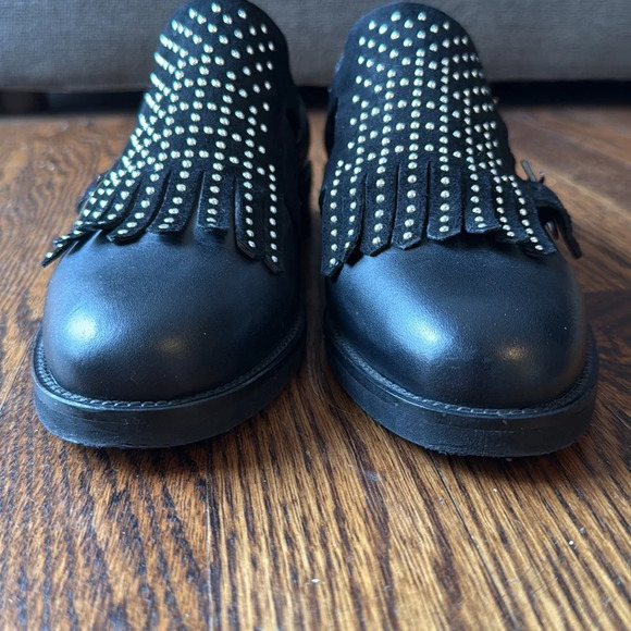 Rossi Women’s 5.5 Loafer with fringe and studs Suede Small Heel Buckle Stretch - Picture 6 of 9